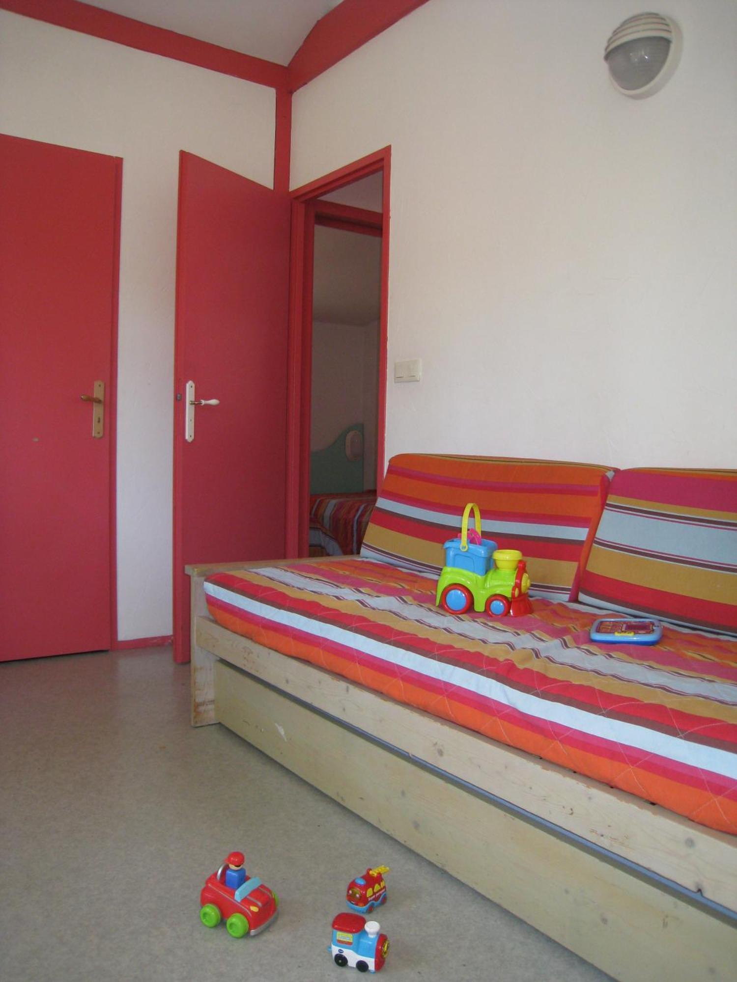 Residence Nemea Les Rives De Saint Brice Ares Buitenkant foto