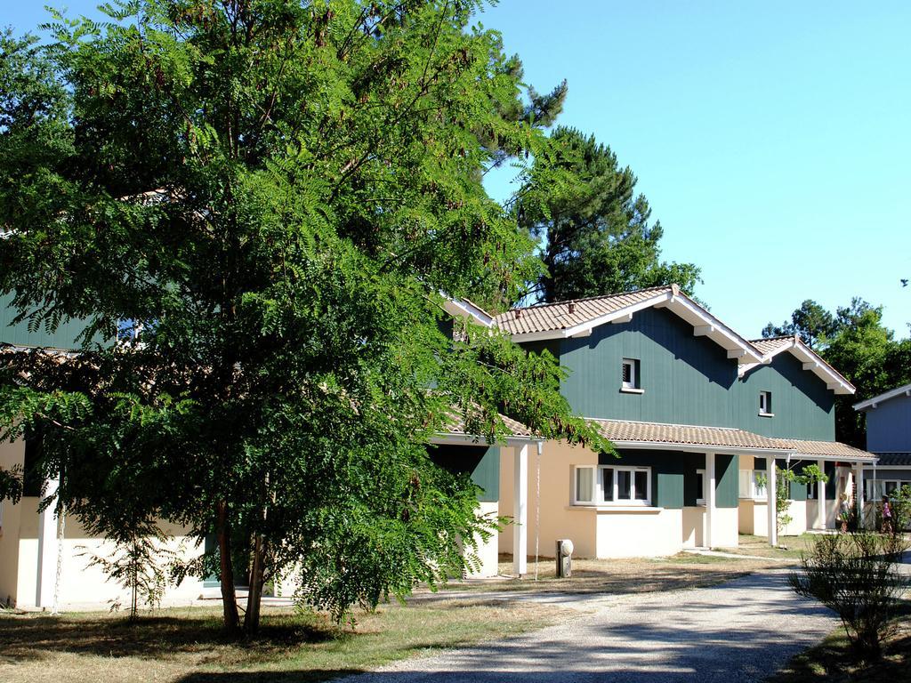 Residence Nemea Les Rives De Saint Brice Ares Buitenkant foto