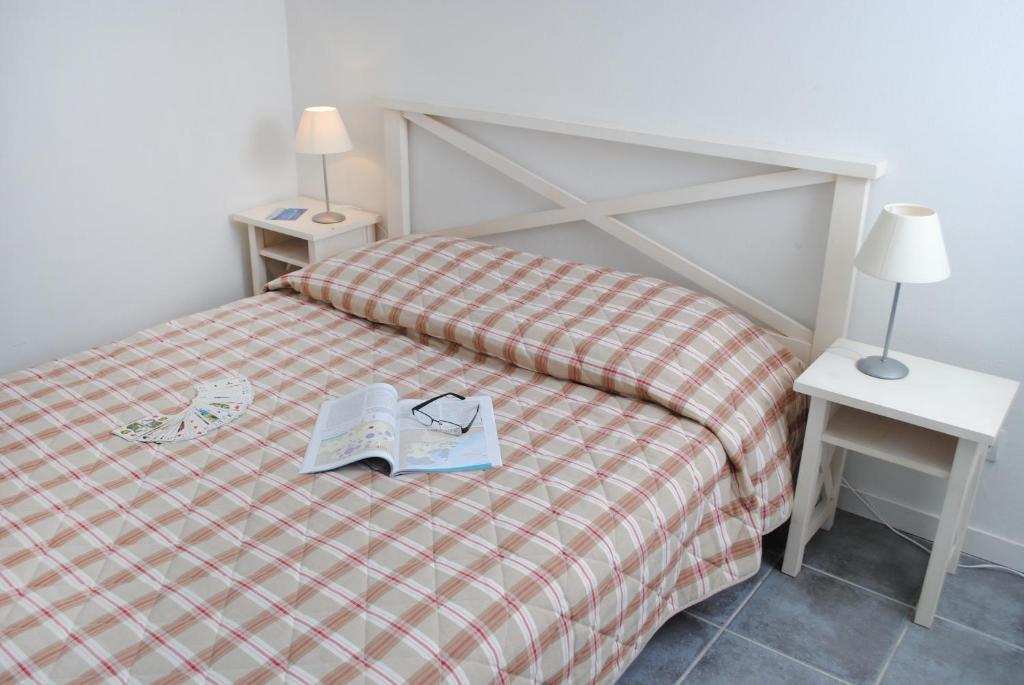 Residence Nemea Les Rives De Saint Brice Ares Buitenkant foto