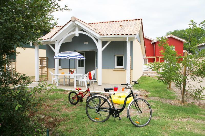 Residence Nemea Les Rives De Saint Brice Ares Buitenkant foto
